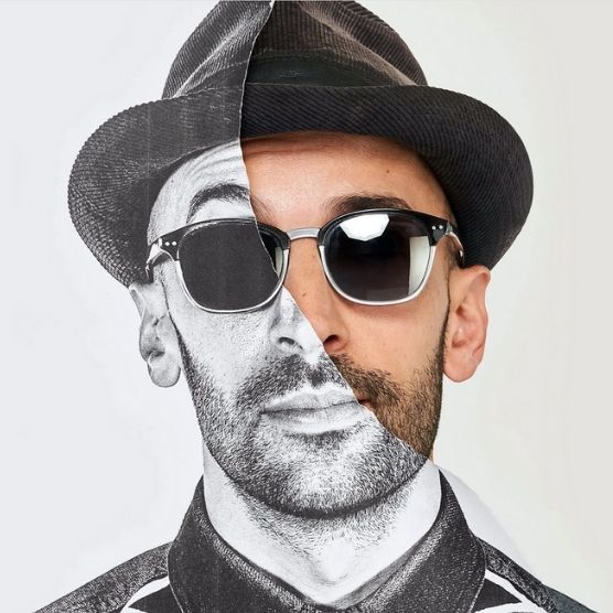 image article bib portrait JR
